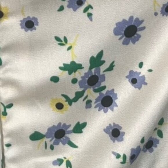 70/21 Satin Off White Floral Ruched Puff Short Sleeve Dress Size Medium - Picture 4 of 5